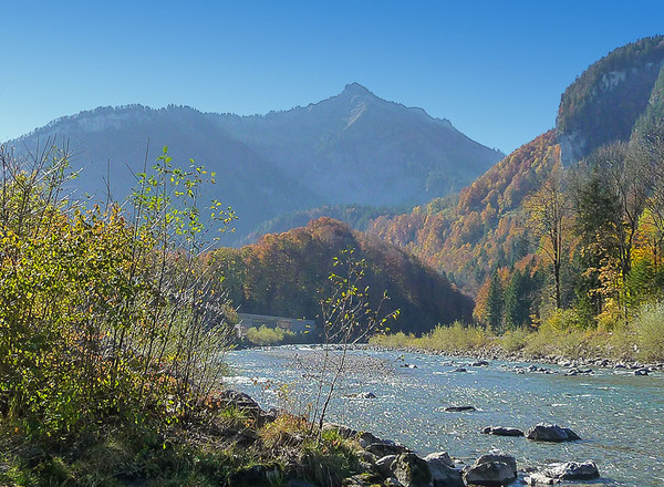 BR_Umgebung_Herbst_Bach_P1110348_bearb_1400x650px